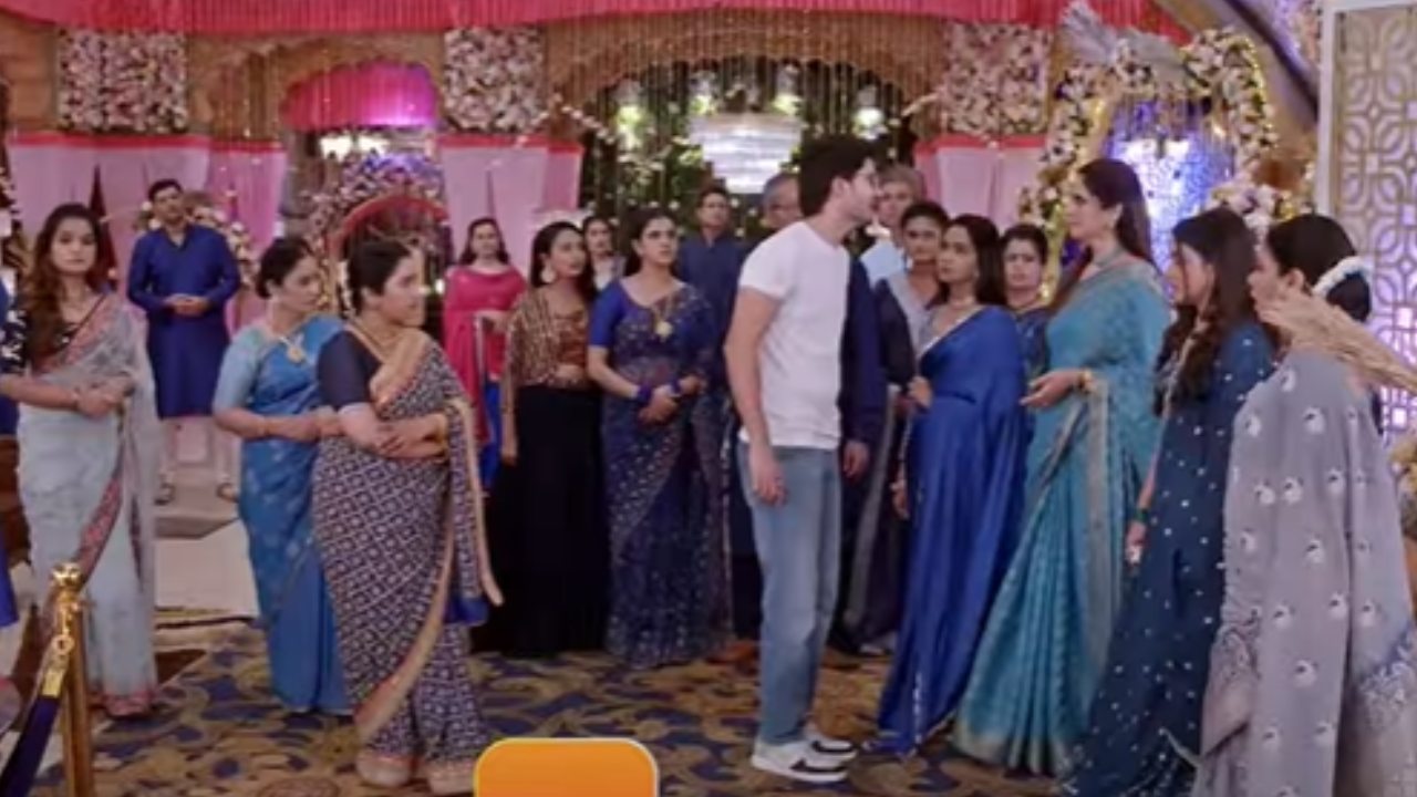 Kumkum Bhagya spoiler: Ashutosh’s mother raises her hand on Khushi, Prachi intervenes 876405