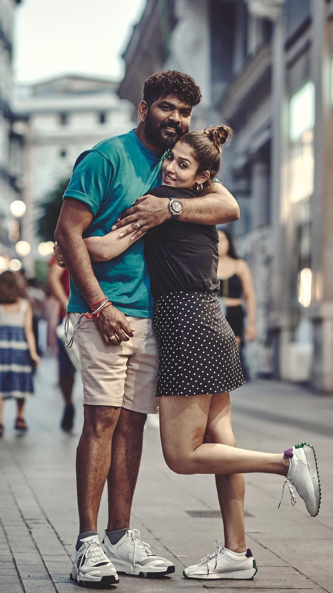 This Photographer Asks Elderly Couples To Pose For Engagement-Style Photos  | HuffPost Life