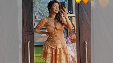 Avneet Kaur Rocks The Nude Look In A Mini Dress And Makeup; Slays Like A Fashion Queen In A Mirror Selfie