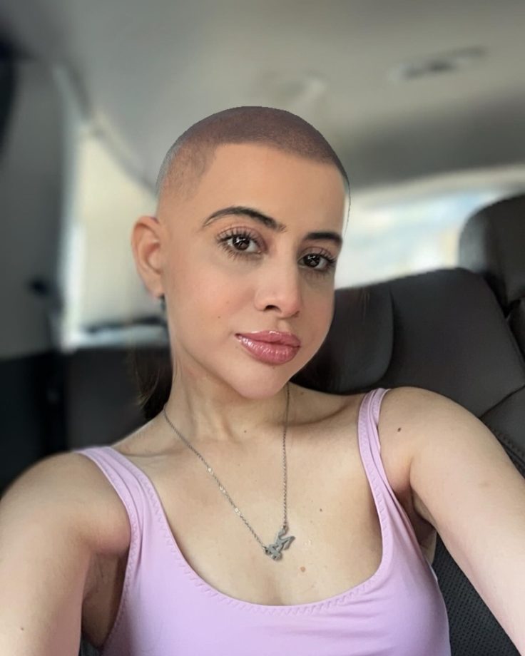 Urfi Javed Stuns with Her Transformation in a Bald Look, Fans Trolled Her Says, “Filter Hai!” 894860