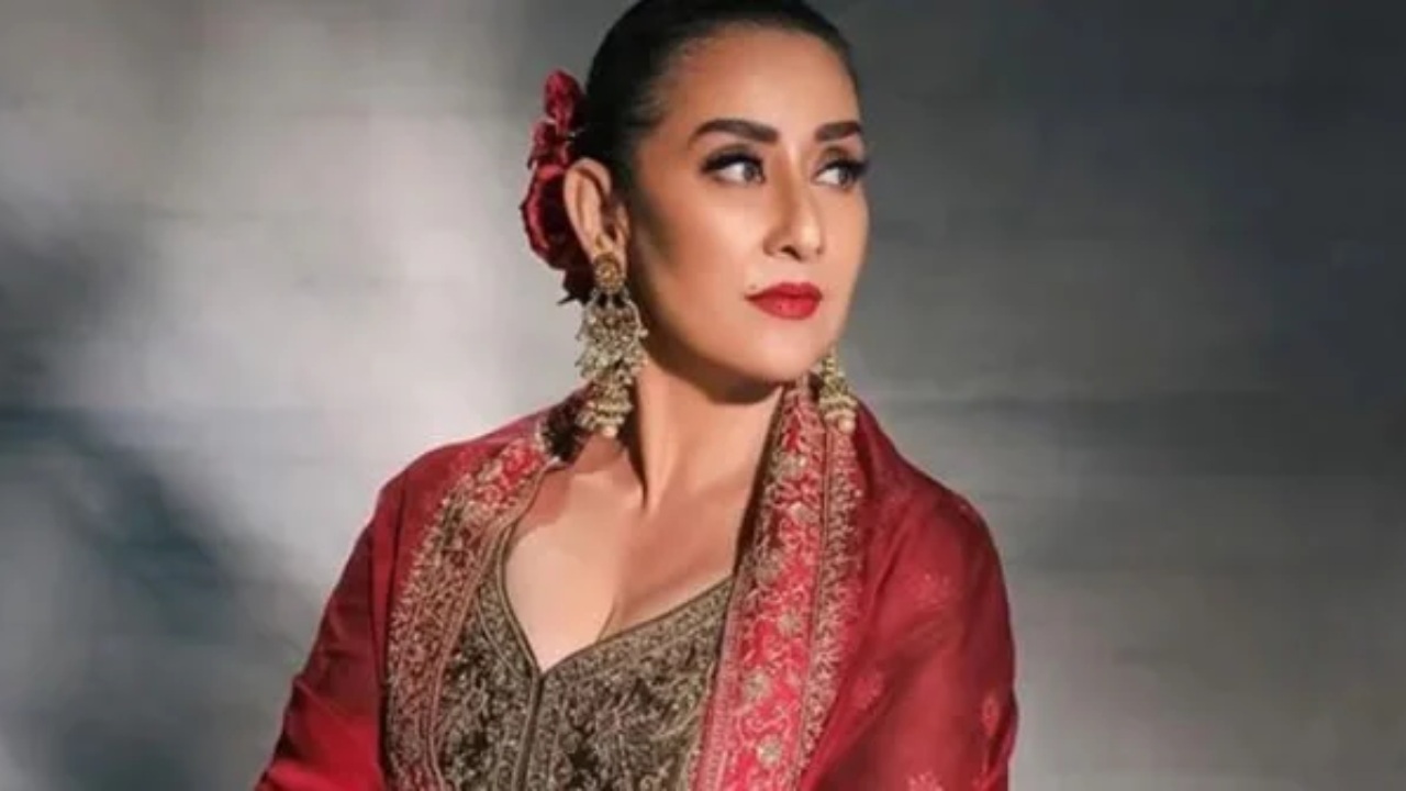 Manisha Koirala Won’t Be Able To Make It To The Wedding Today 902339