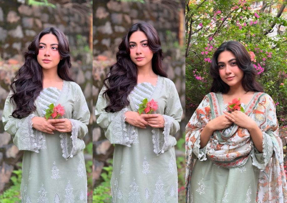 Reem Shaikh Flaunts Ethnic Beauty In Kurta Set, Leaves Jiya Shankar Awestruck! 900530