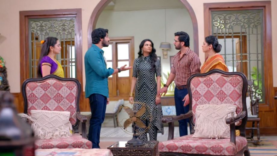 Udne Ki Aasha Written Update 2nd August: Renuka And Tejas Hide The Jobless News From Roshni 910880