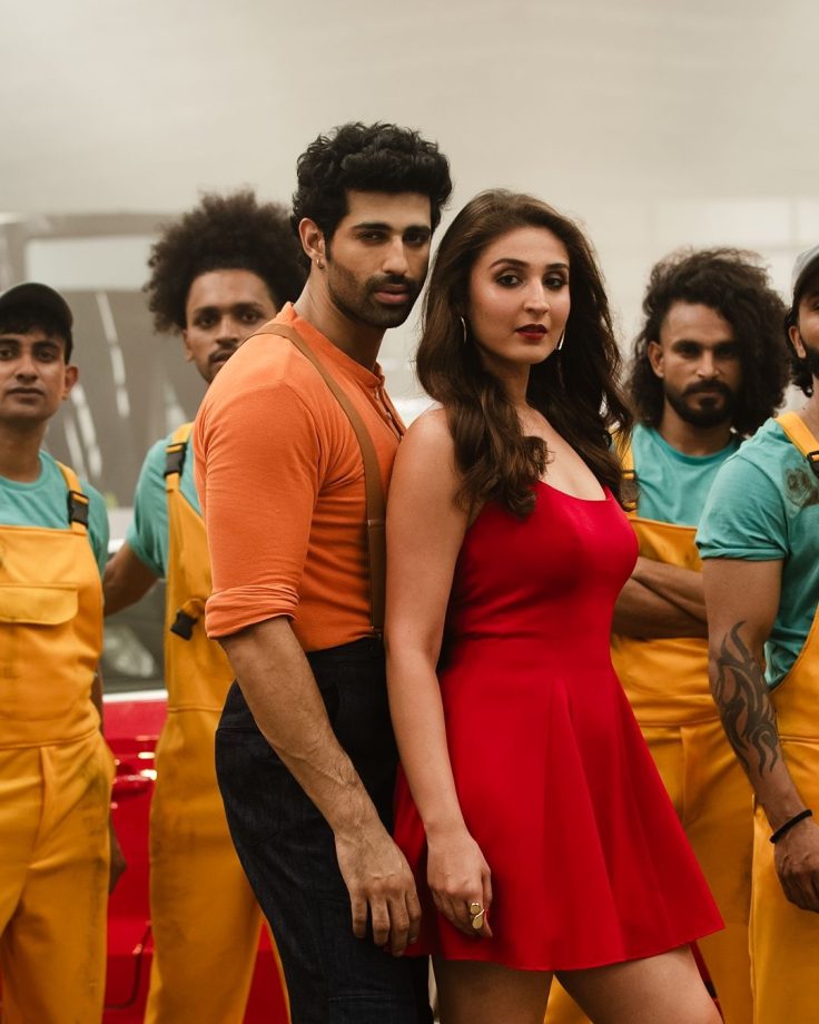 8 reasons why Dhvani Bhanushali and Aashim Gulati's Kahan Shuru Kahan Khatam is a 'Must Watch 919041