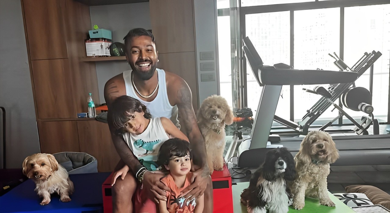 Hardik Pandya finally gets quality time with son, Agastya 918997