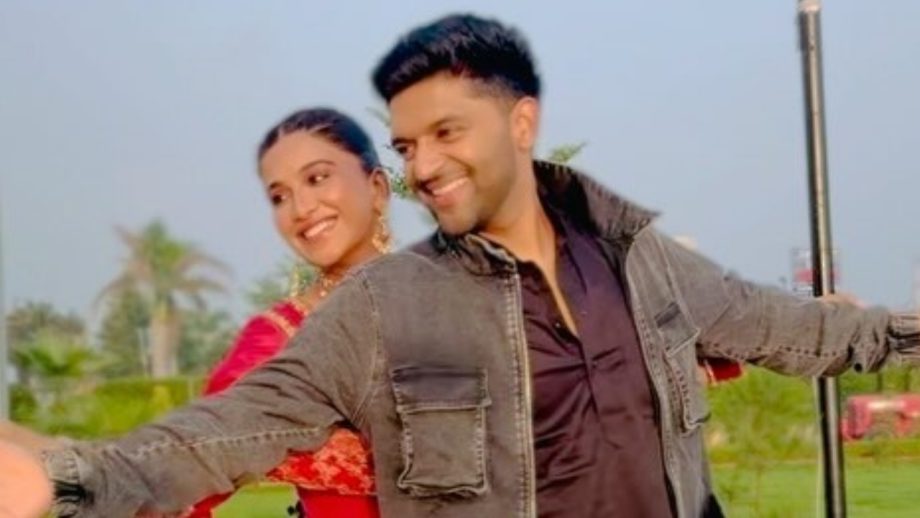 Nimrit Kaur Ahluwalia confirmed to make film debut; Guru Randhawa welcomes her 916912