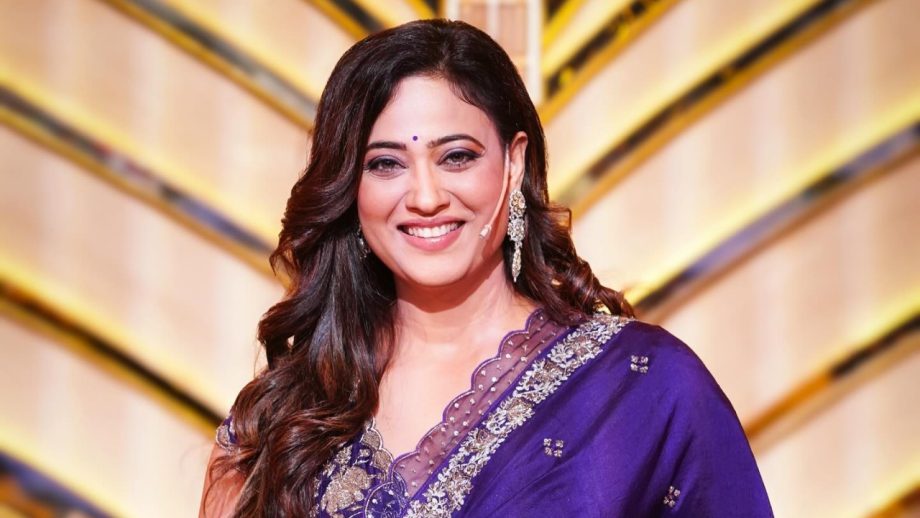 Shweta Tiwari's Royalty Shines Through Her Purple Saree, Comes With A Whopping Price Tag 917542