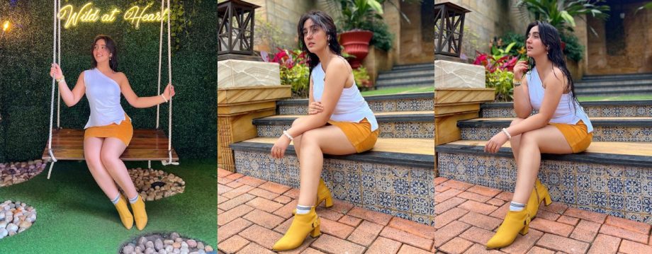 Suman Indori Actress Ashnoor Kaur Breaks The Internet With Her Cute Top-Skirt Look, See Pics 918944