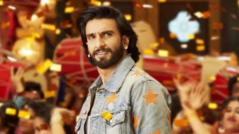 6 times Ranveer stunned us with his jaw-dropping transformation 923293