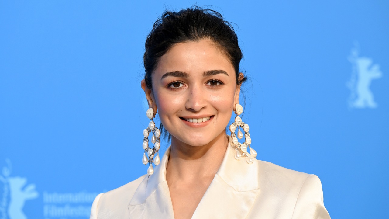 Alia Bhatt reveals having ADHD; how she gets 'zoned out' easily 921570