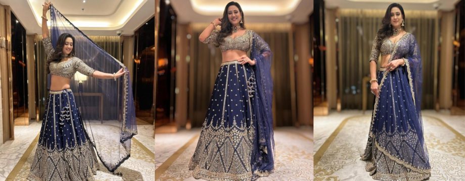 Shweta Tiwari Stuns in Regal Blue Lehenga Proves Age is Just a Number 922811