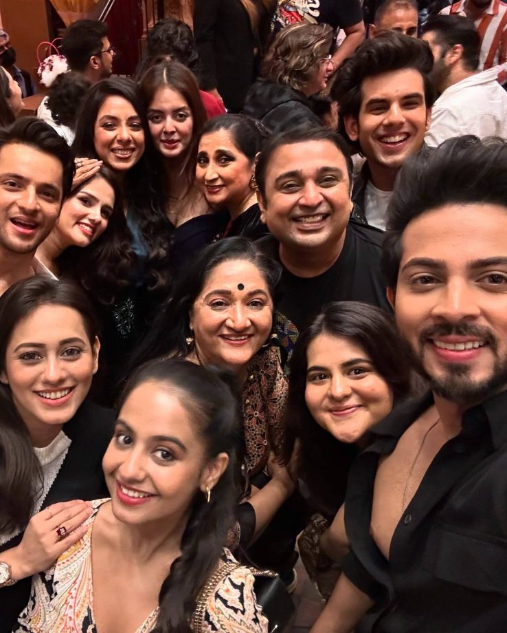 Anupamaa: Nidhi Saxena, Gaurav Khanna, Rupali Ganguly And Others Reunite, Alisha Parveen Missing 930170