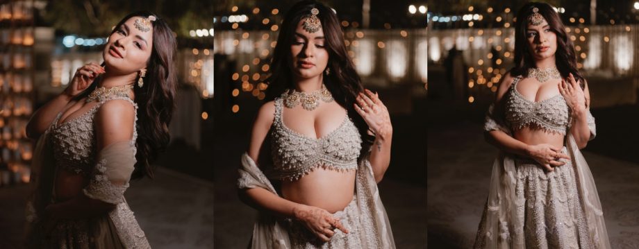 Avneet Kaur Vs Sunny Leone: Who Personifies 'Beauty' In White Lehenga Choli? 928772