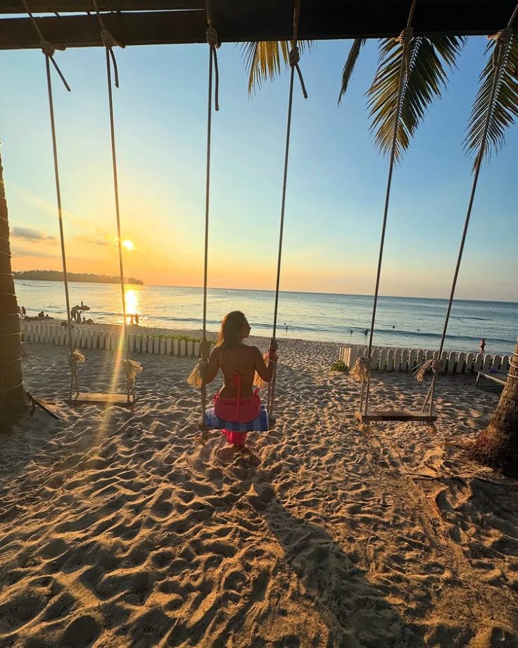 Golden Hour, Golden Love: Aadar Jain and fiance Alekha shine bright by beach [Photos] 930325