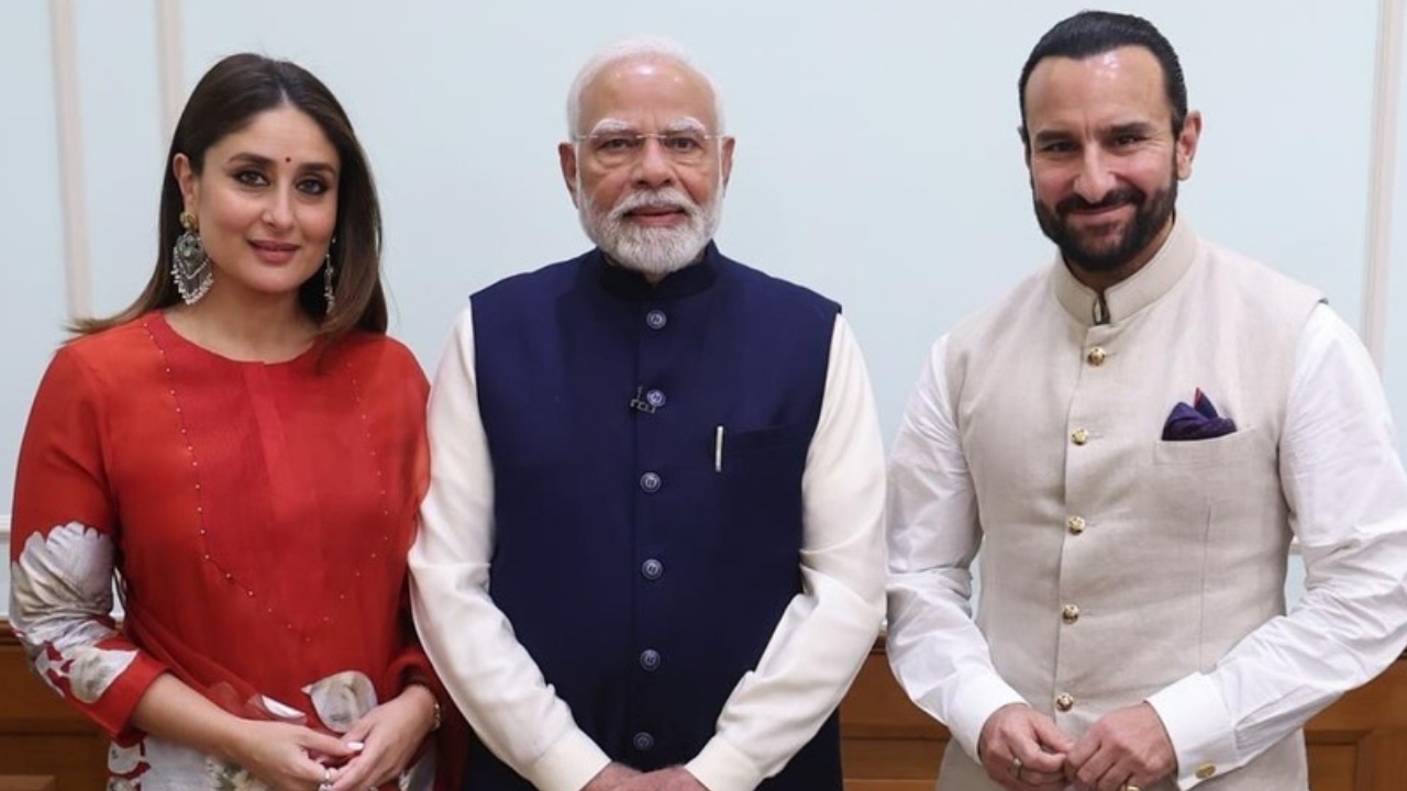 Kareena Kapoor Khan Poses With PM Modi, Takes Special Gift From Him For Taimur And Jehangir 929024