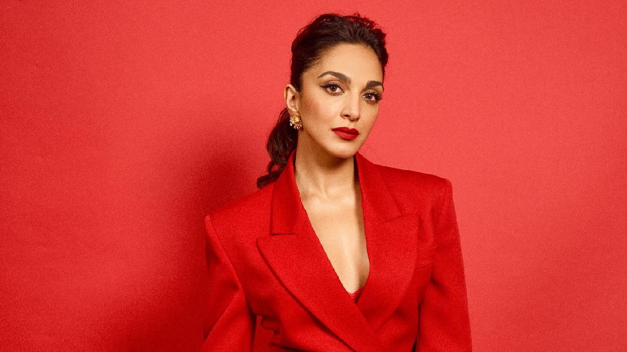 Power Dressing with a Twist: Kiara Advani Stuns in a Red Blazer Midi Dress 928104