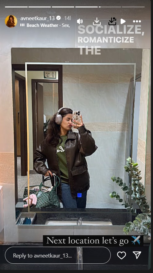 Selfie Queen: Avneet Kaur Flaunts Her Winter Style In Mirror Selfie As He Prepares For Next Vacation 929716