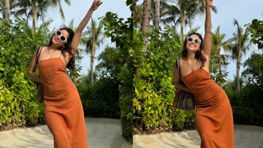 Asha Negi Masters the Casual Island Vibe in Effortless Style 933195