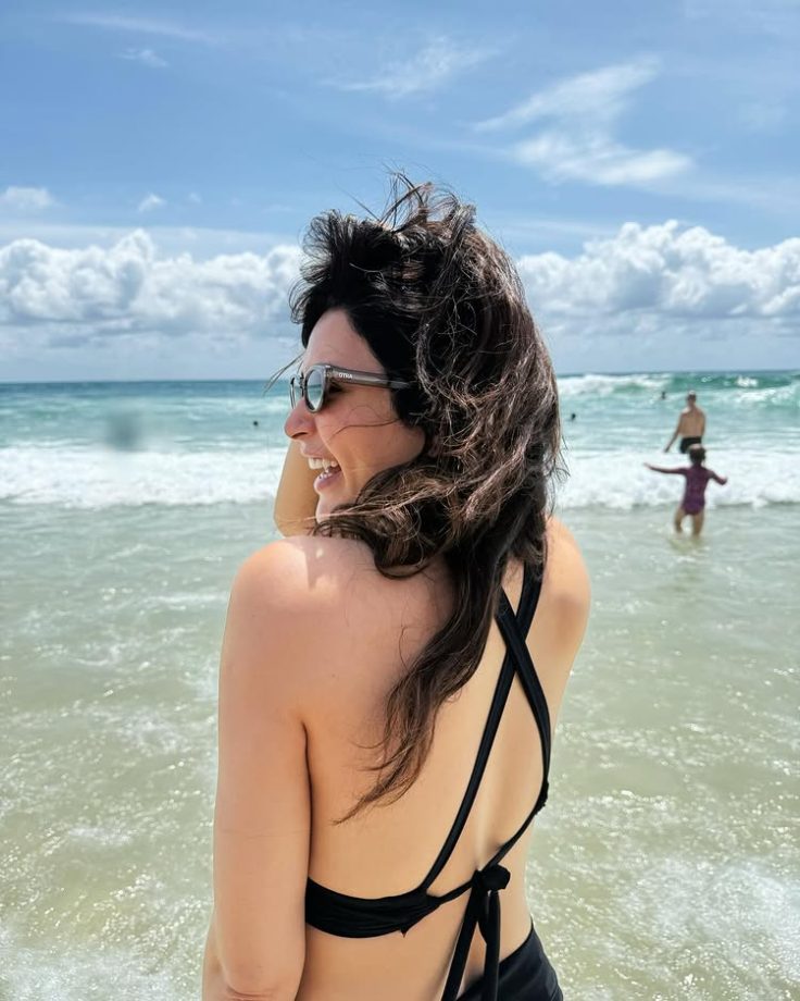 Karishma Tanna’s Stunning Beach Look Redefines Swimwear Chic 934041