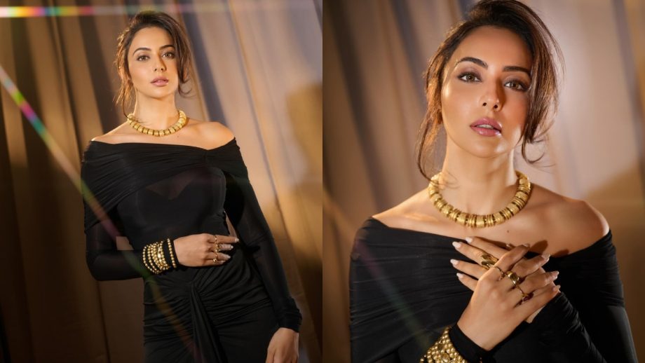 Keerthy Suresh's European Mini Dress Or Rakul Preet Singh's Stunning Bodycon Dress: Who Is True Style Icon In Black? 931871