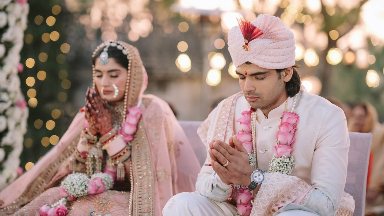 Olympic medalist Neeraj Chopra gets married; who is Himani? 933329