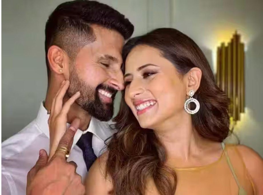 Power Producer Couples Redefining Indian Content: From Ravi Dubey- Sargun Mehta launching Dreamiyata Dramaa to Virat Anushka! 932825