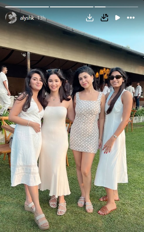 Sara Tendulkar Nails Her Look In A Strapless White Dress, See Photos 932294