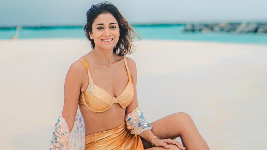 Shriya Saran Turns Up the Heat In Bikini On Holiday, Pics Go Viral 932526