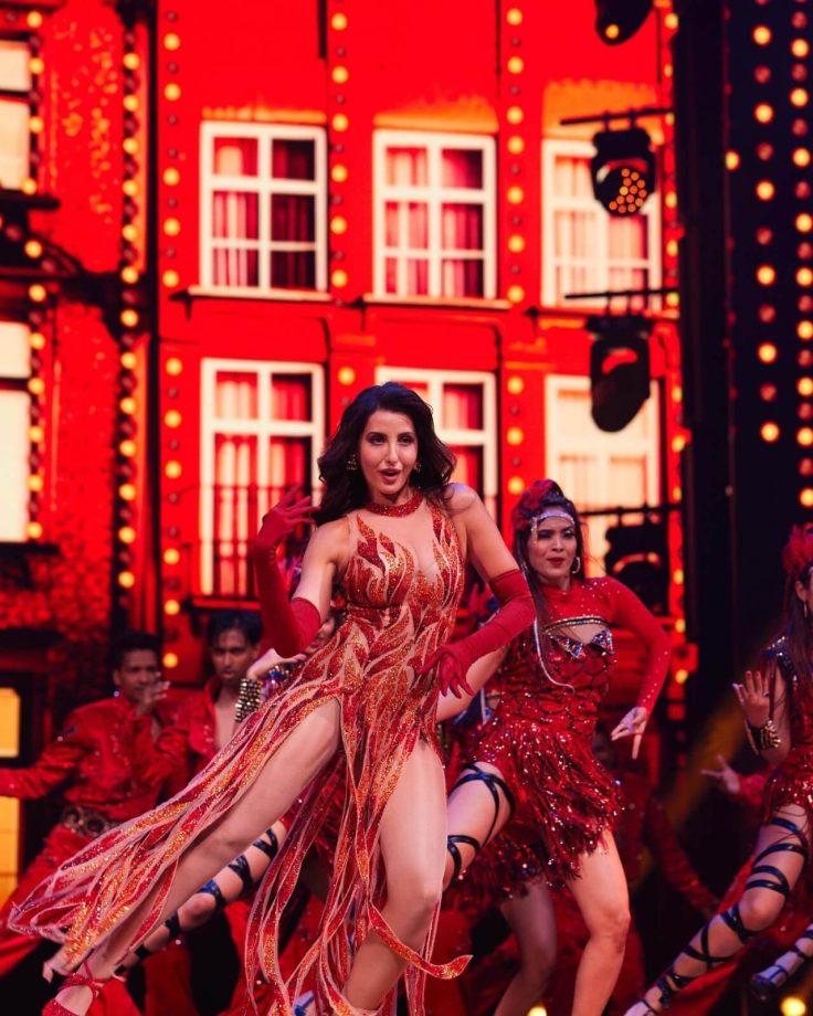 Slaying The Dance Floor: Nora Fatehi's Hottest Performance Looks 934520