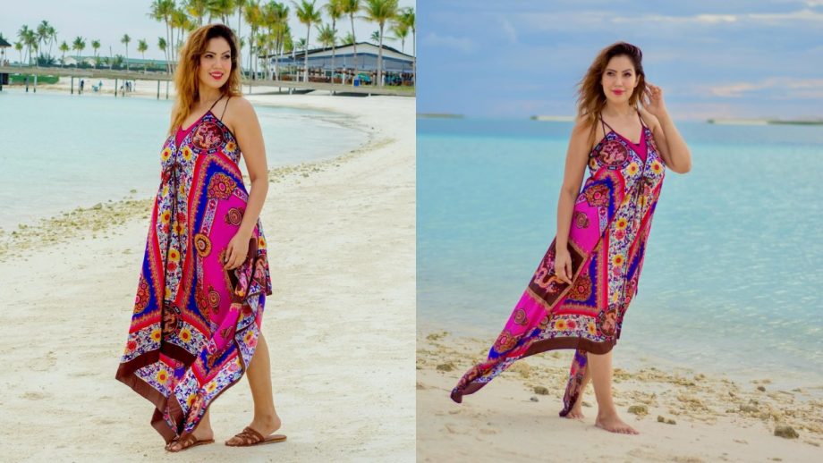 Taarak Mehta Fame Munmun Dutta Aka Babita's Hottest Beach Looks Ever 933291