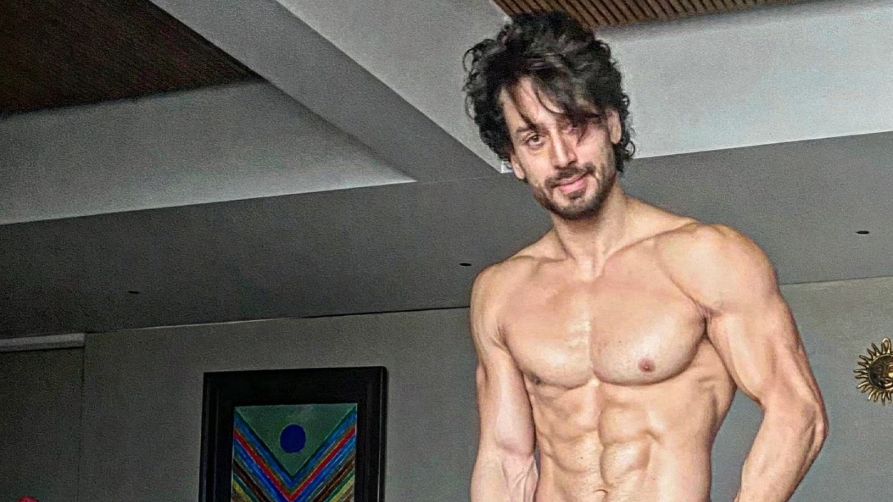 Tiger Shroff heavily trolled for bold Instagram post as he bares it all 933101