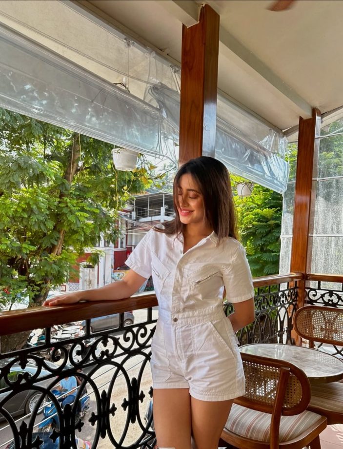 Yeh Rishta Kya Kehlata Hai Fame Shivangi Joshi's Trendsetting Vacation Outfits You Need To Try 932852