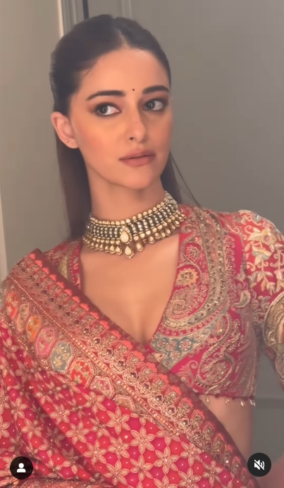 Ananya Panday's Trendy Inspiration For New Bride To Rock In Red Saree- See Pics 938106