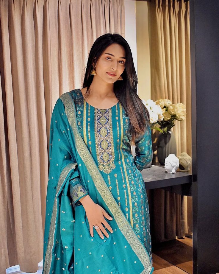 Erica Fernandes Dresses In Teal Blue Salwar-Suit For Someone Special – See Stunning Pics 936468