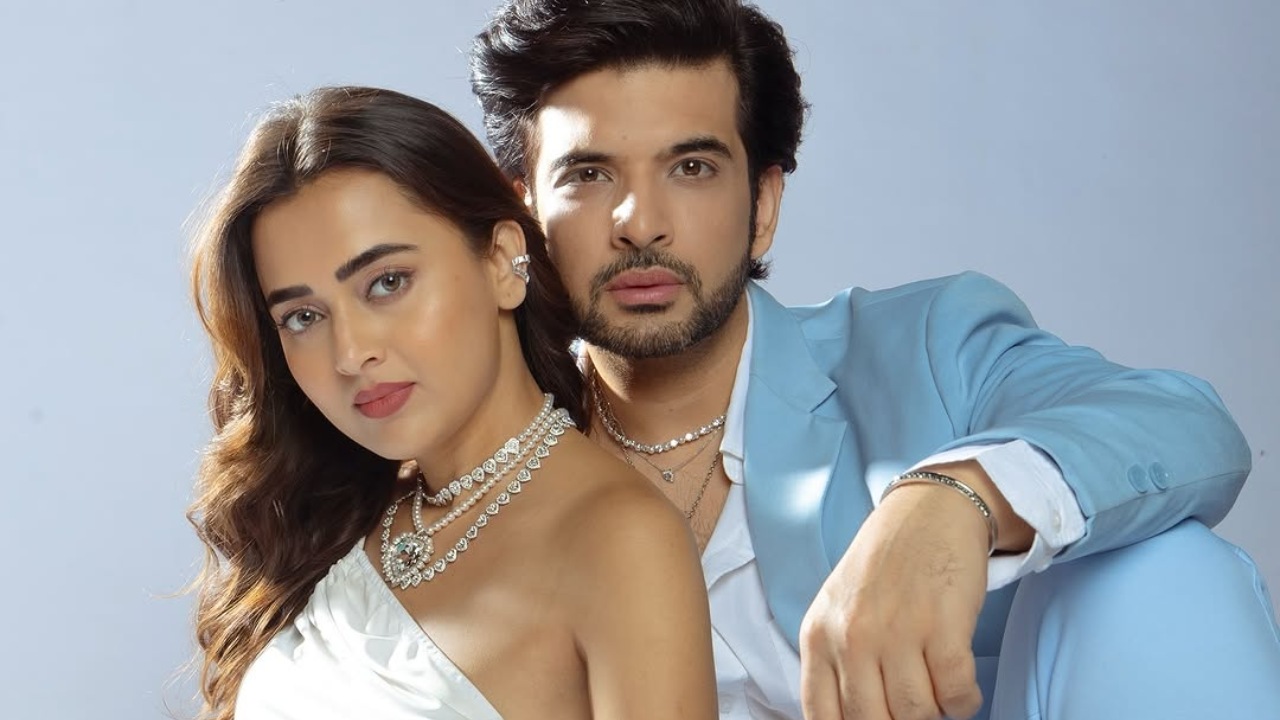 Fans Declare Tejasswi Prakash & Karan Kundrra As Hottest Power Couple, See Here! 936473