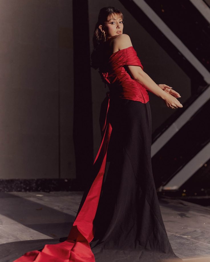 Hansika Motwani Stuns In Off-shoulder Red-Black Gown, Serves Goals For Valentine's 936536