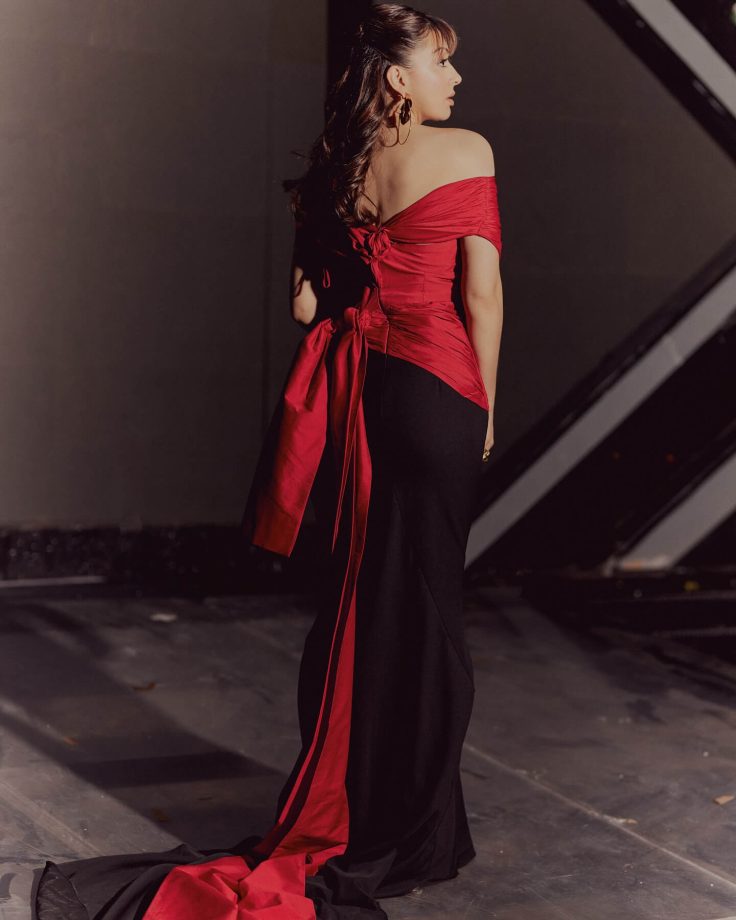 Hansika Motwani Stuns In Off-shoulder Red-Black Gown, Serves Goals For Valentine's 936541