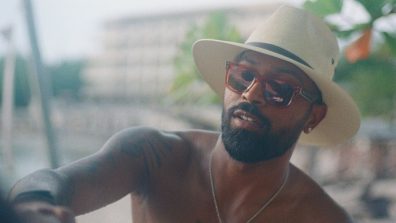 Hardik Pandya unwinds by the beach after victory against Pakistan in the ICC Champions Trophy 2025