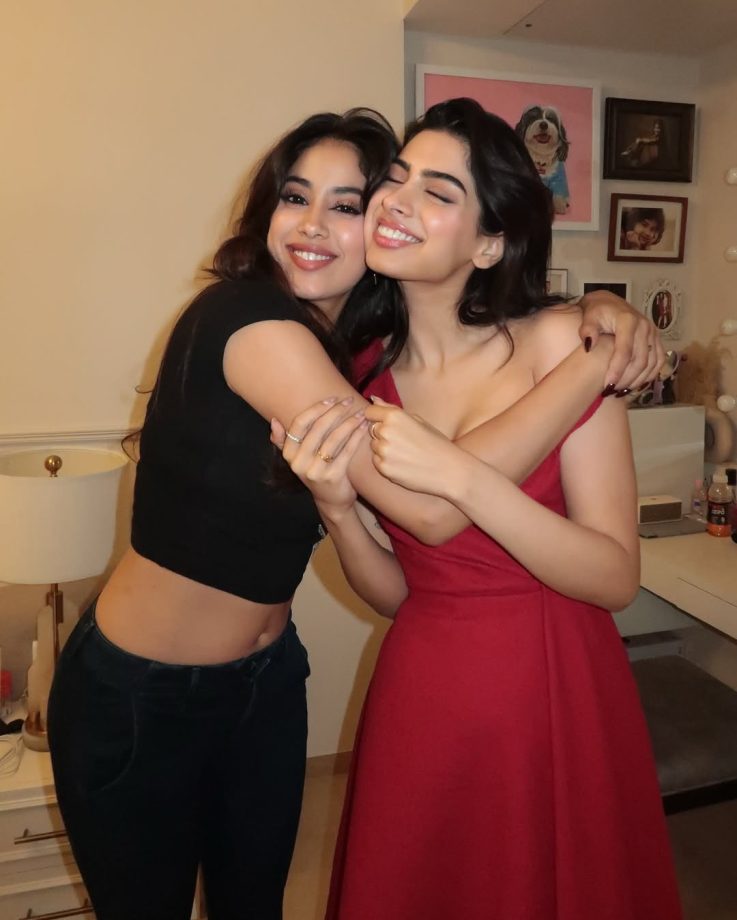 Janhvi Kapoor Pens Most Cheerful Note For Sister Khushi Kapoor's Debut Loveyapa 935913