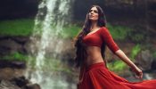 Malavika Mohanan Flaunts Her Sculpted Abs In Desi Look -See Breathtaking Photos 938865