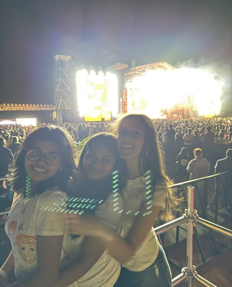 Namrata Shirodkar & Daughter Sitara's Epic Musical Night At Ed Sheeran's Concert – See Pics! 935505