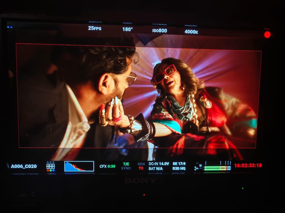 On set glimpses leaked! Ila Arun and Sohum Shah are shooting for an insanely fun promotional song for Crazxy! Deets Inside! 937014