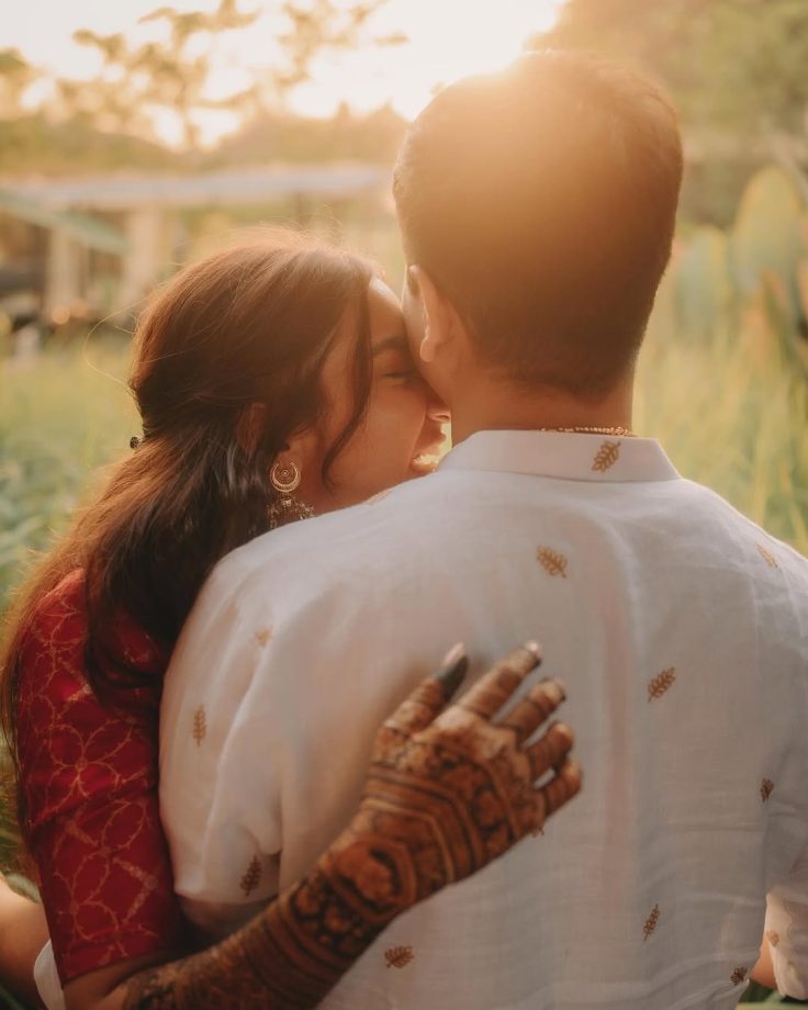 Prajakta Koli Shares Photos From Mehendi Ceremony, Vrishank Khanal's Cute Kiss Grabs Attention 938185