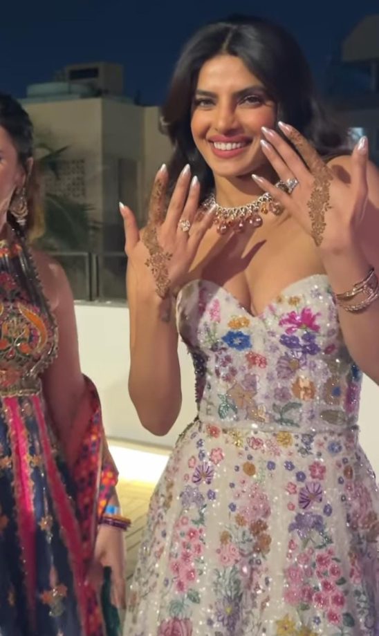 Priyanka Chopra's Breathtaking Looks From Brother Siddharth's Wedding – See Pics! 936253