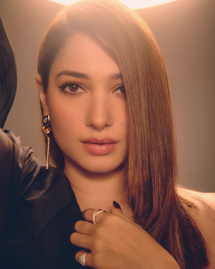 Tamannah Bhatia's Striking Black Dress Moment 937114