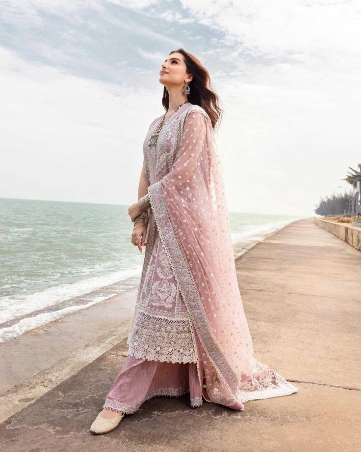 Tara Sutaria's Traditional Salwar Suit Collection Is A Must-have This Ramadhan 938832