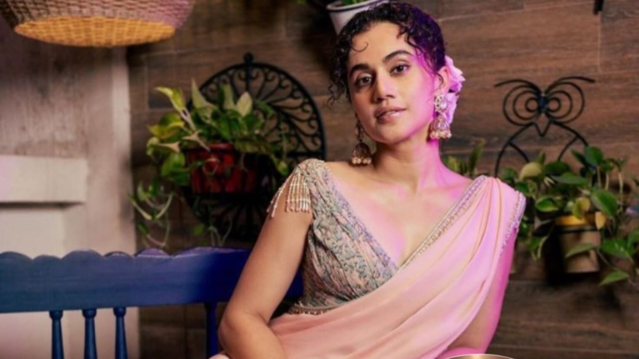 "Crowning the Queen of the Alternative Box Office: Taapsee Pannu" Says Netizens, Hailing Her as the Alternative Queen of Female-Led Films 939276