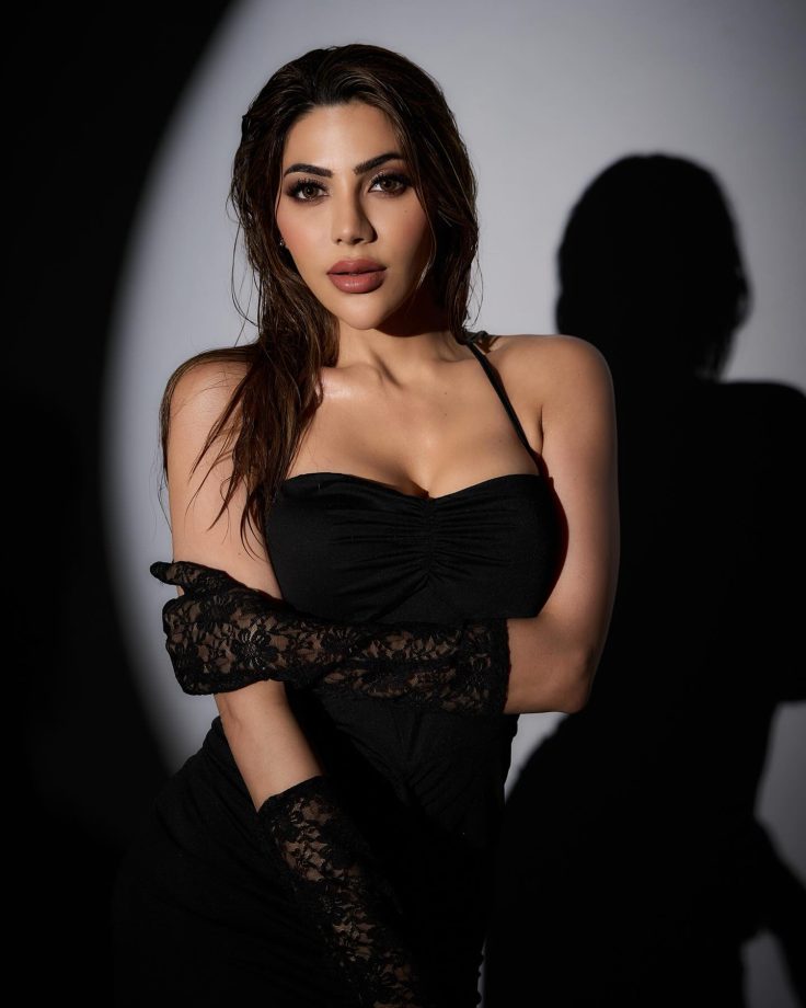 Nikki Tamboli's Black Bodycon Gown Look Will Leave You Breathless - See Pics 941093