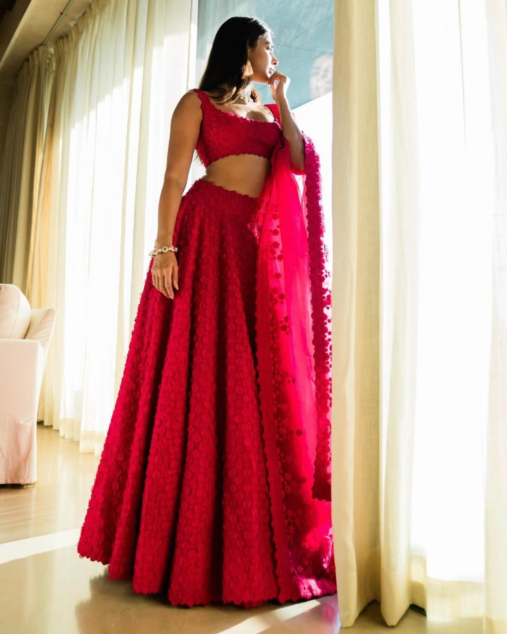 Pooja Hegde's Rani Pink Lehenga With 3D Flowers Is A Dream - See Pics 940650