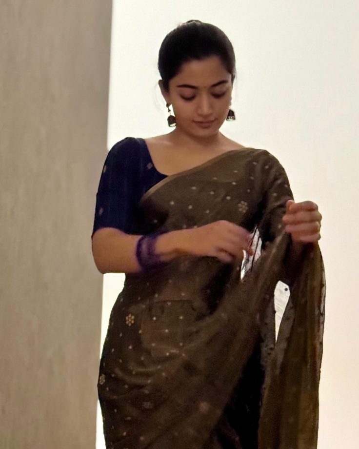 Rashmika Mandanna's Saree Looks That Screams Attention With Elegance 939938